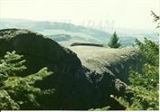 Pohled z K-S 37 směrem na Šibeniční vrch (foto: Radomír Závorka, 1994)