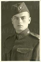 Balcar Ota voj. (nar. 1911), od pěšího pluku 30. Byl v Žambereckých kasárnách v roce 1932